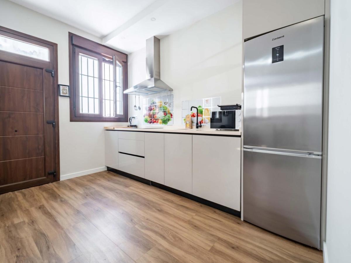 2 Bedrooms 2 Bathrooms - Triana- Apartament